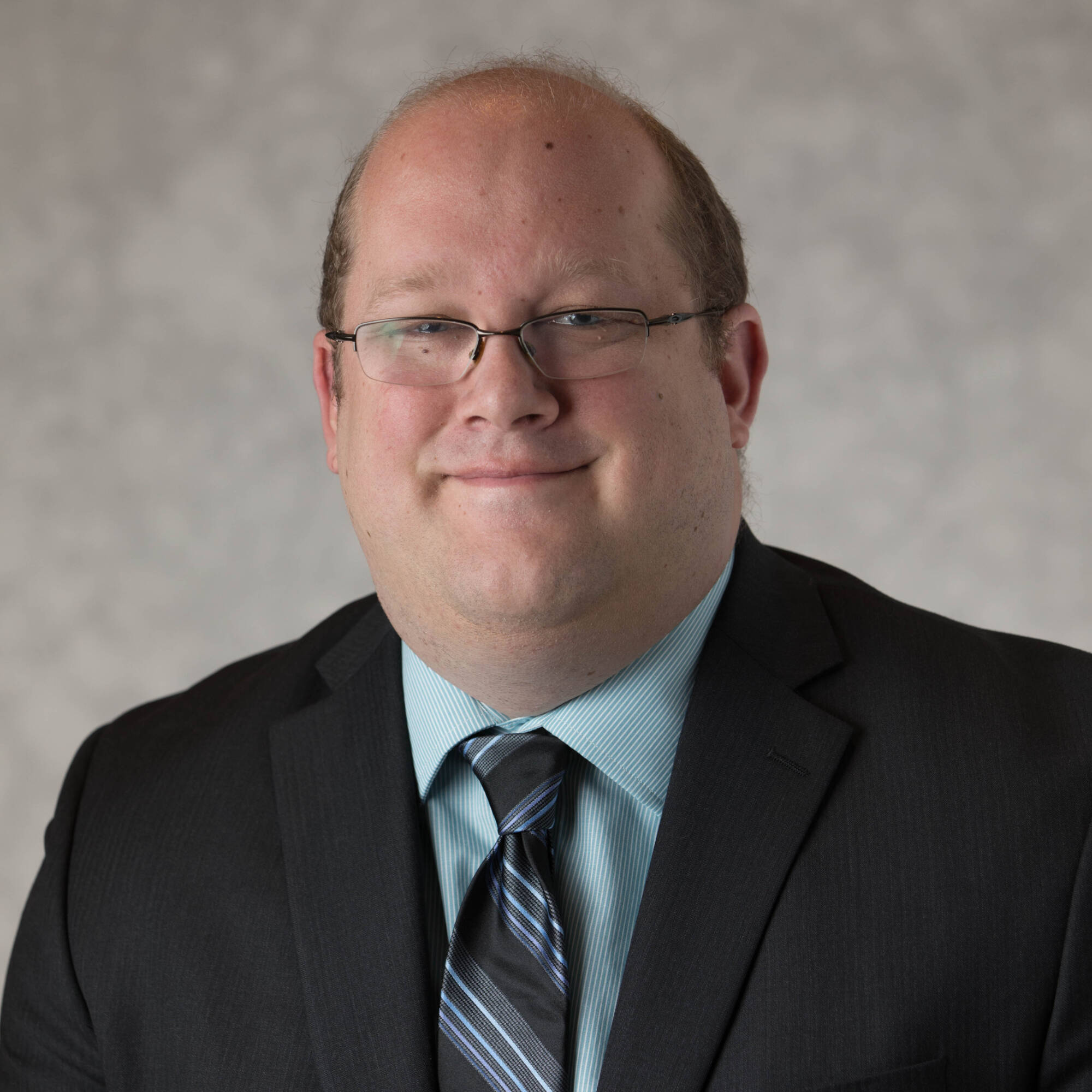 Headshot of Byron DeVries